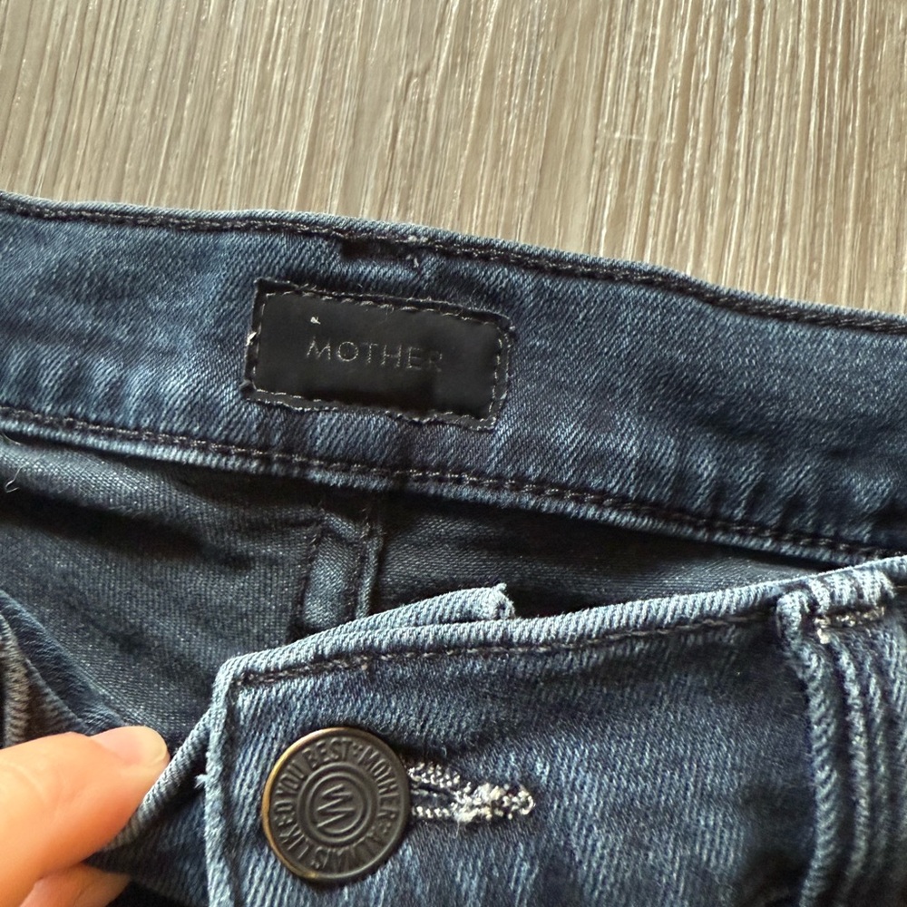 MOTHER Night in Venice The Mid Rise Rambler Zip Ankle Jeans - Picture 4 of 8